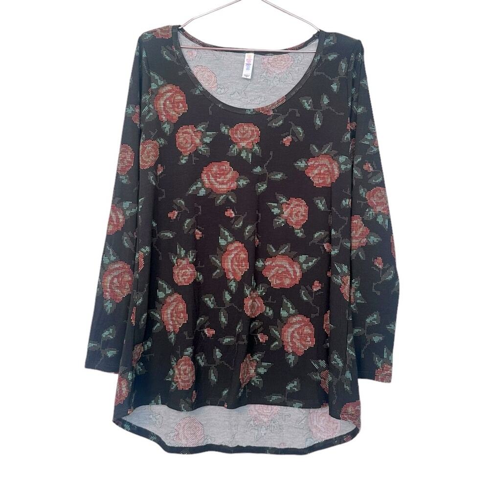 LulaRoe rose lynnae top size medium new with tag